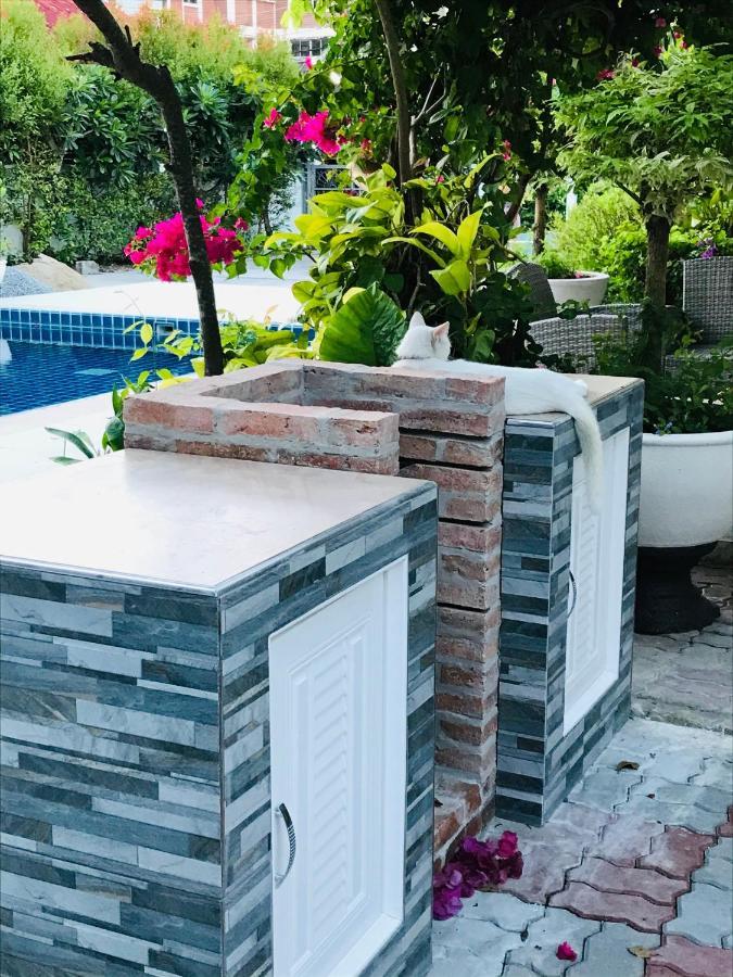 Feriehus Guest House, Shared Pool, Private Bathroom And Kitchen *